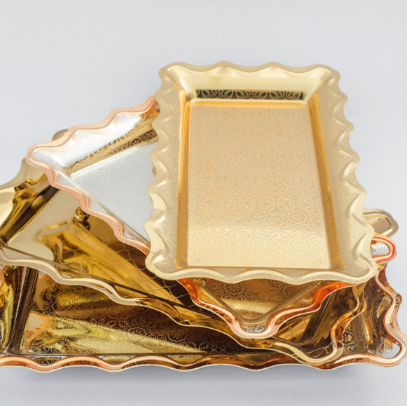 Factory wholesale luxury wedding decoration tray gold fruit and candy serving plates